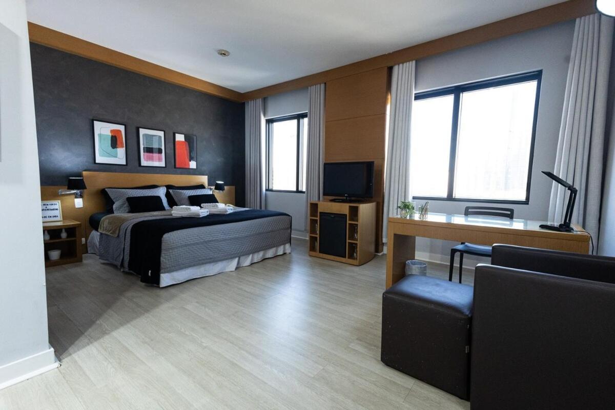 512 - 512 - Localizado Em Renomado - Apartamento *