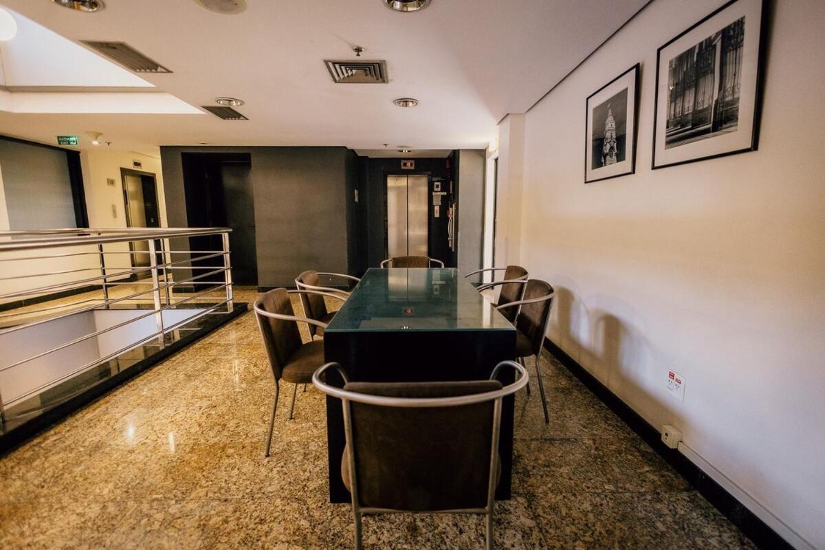 Apartamento 512 - 512 - Localizado Em Renomado -