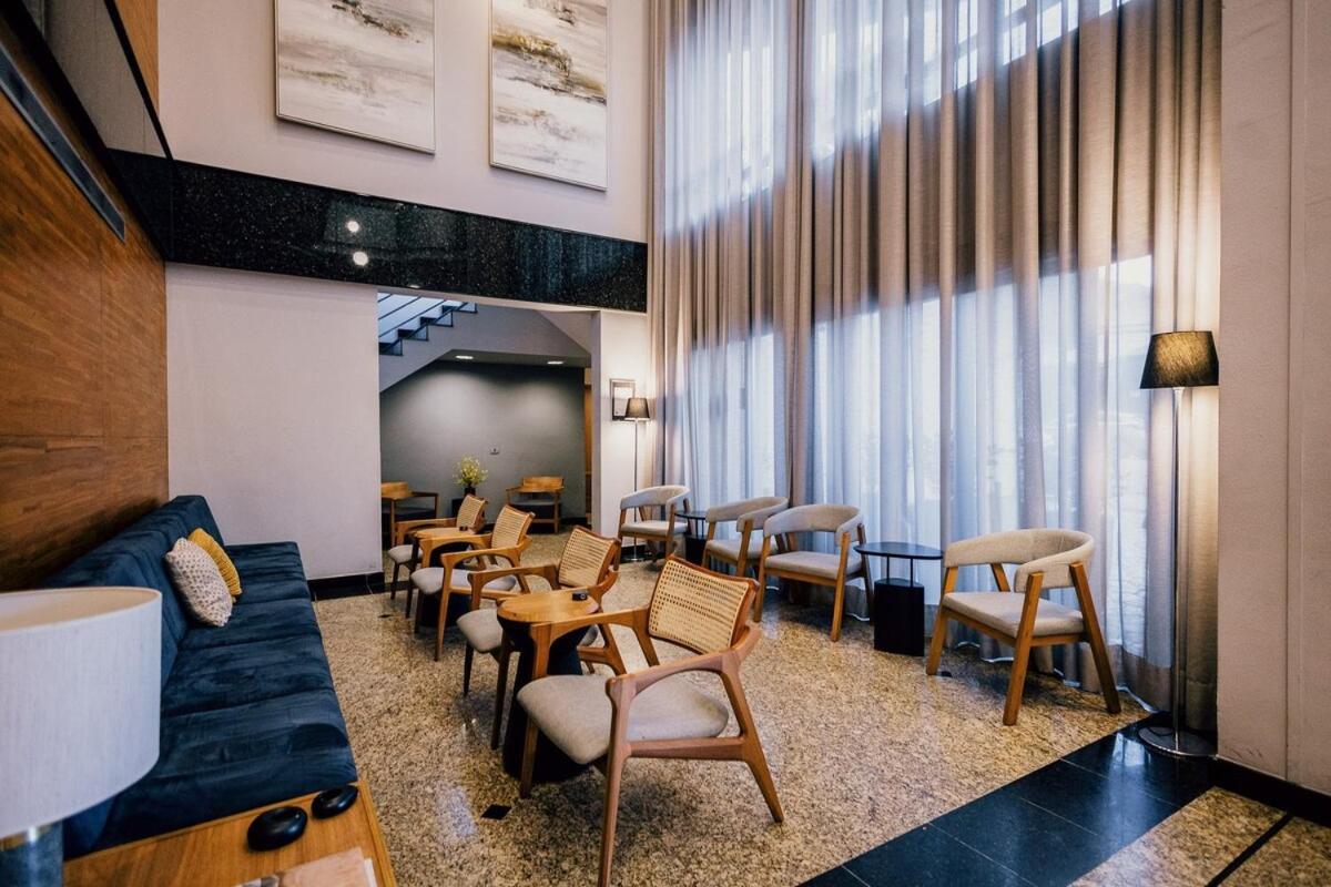 512 - 512 - Localizado Em Renomado - Apartamento